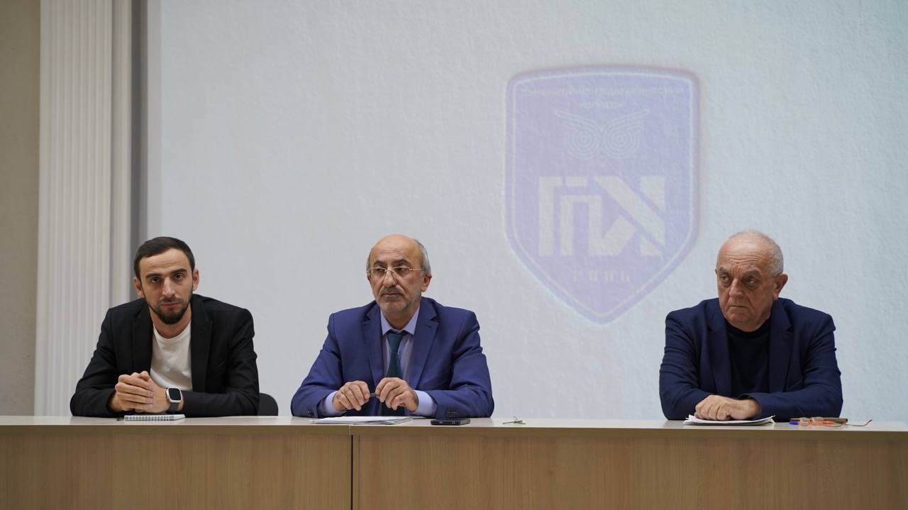 Актовый зал ГПК сегодня максимально  задействован